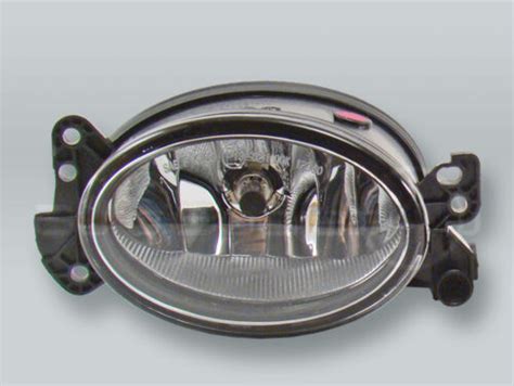 Tyc Fog Light Driving Lamp Assy With Bulb Right Fits Mb E