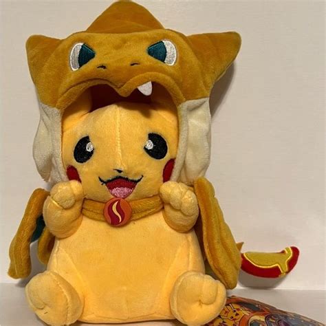 Pokemon Center Pikachu Charizard Plush Pikachu, Pokemon, Charizard ...