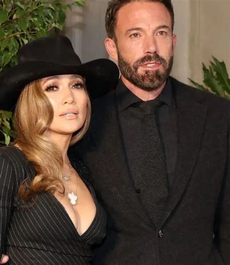 Jennifer López y Ben Affleck asisten a evento y podrían confirmar