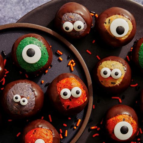 Creative Ghost Desserts: Fun Ideas for Halloween Treats - FOOD LOVERS