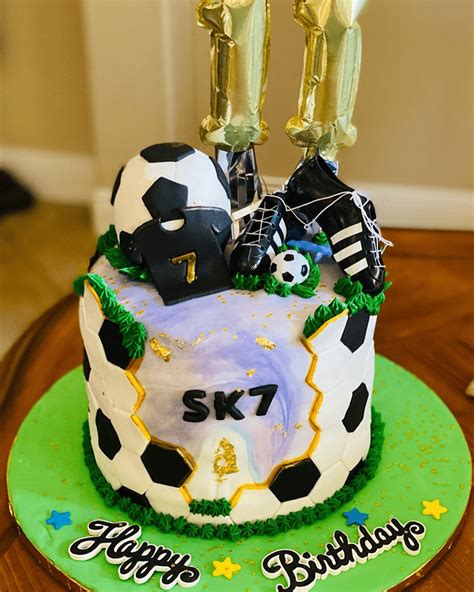 50 Soccer Cake Design Images Cake Gateau Ideas 2020 Soccer