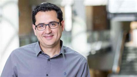 Apple's Ali Farhadi Appointed CEO of Allen Institute for Artificial ...