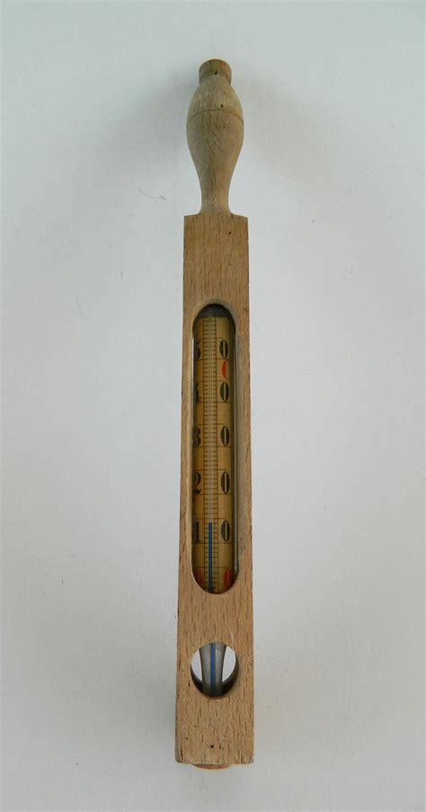 Vintage Mercury Milk Thermometer Wooden Caserare Vintage Thermometer