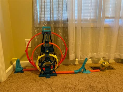 Amazon Hot Wheels Toy Car Track Set Track Builder Triple Loop Kit Playset With Scale