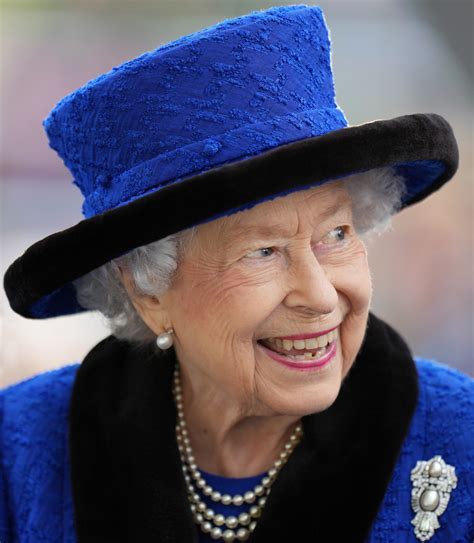 Les Hommages La Reine Elizabeth Ii Vie Pratique F Minin