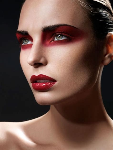 Red Eye Makeup Red Eyeshadow Hair Makeup Red Queen Makeup White