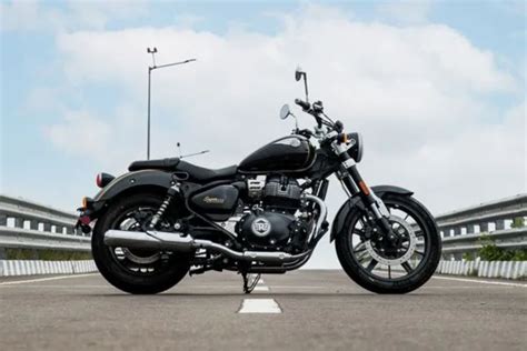 Royal Enfield Super Meteor 650 Price in India, Colors, Mileage ...