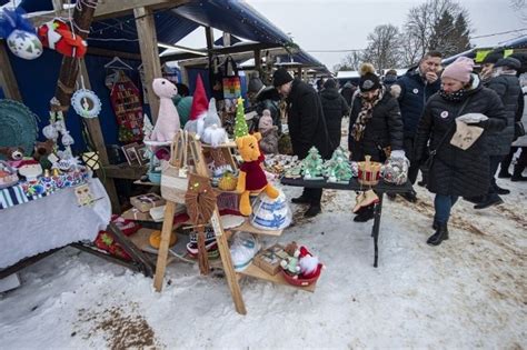 Wi Teczne Jarmarki W Koszalinie W Zagrodzie Jamne Skiej I Ck