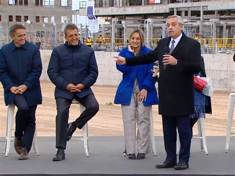 Alberto Fernández y Massa se mostraron juntos en un acto y apuntaron