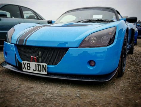 Vauxhall Vx220 Saturn Sky Vauxhall Fast Cars Cars And Motorcycles