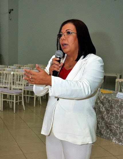 Sindeducação Promoveu “roda De Conversa” Com Os Candidatos A Prefeito