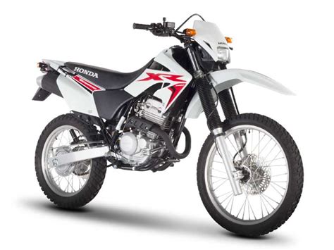 A versátil Honda XR 250 Tornado impressões MOTOO