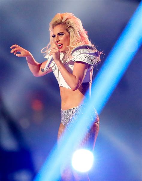 Lady Gaga Rocks Super Bowl 2017 Halftime Show