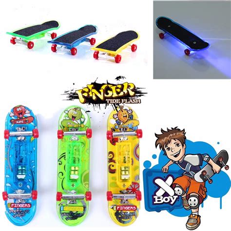 Plastic Mini LED Skateboard Toys Finger Board Plus Accessories Boy ...