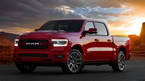 RAM 1500 G T Deportividad En Aspecto Y Manejo