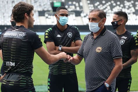 Botafogo anunciou Eduardo Barroca como novo técnico Giroesportesnews