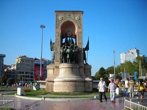 Taksim Square Wallpapers - Wallpaper Cave