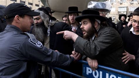 Ultra Orthodox Jews Protest Israeli Draft News Al Jazeera