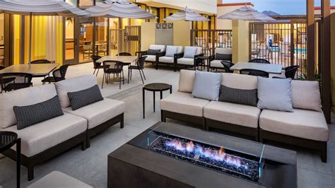 Upscale Hotel Near Scottsdale Quarter | Hyatt Place Scottsdale - North