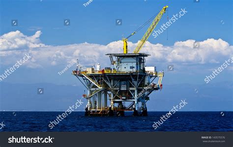 Large Pacific Ocean Offshore Oil Rig Stock Photo (Royalty Free ...