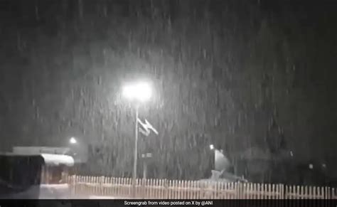 Watch: Jammu And Kashmir's Sonamarg Receives Fresh Snowfall