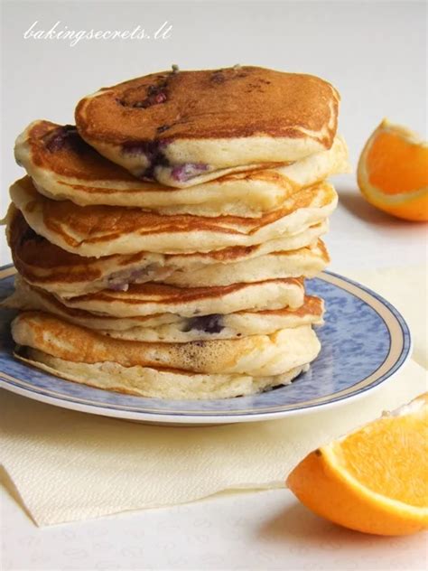 Baking Secrets Kefyro Blynai Su M Lyn Mis Blueberry Buttermilk Pancakes