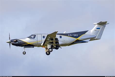 Es Ski Diamond Sky Pilatus Pc 12 Ngx Pc 1247e Photo By Robert