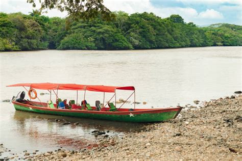 330 Rio Magdalena Fotografías De Stock Fotos E Imágenes Libres De