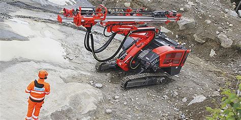 The Dino Dc Ri Combining The Best Features In One Surface Drill Rig