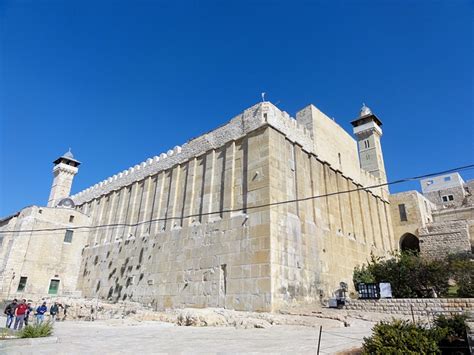 Holy city of Hebron - BibleWalks 500+ sites