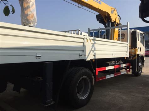 Factory Directly Sale Sinotruk HOWO Lorry Crane 5t 6t 8t 10t