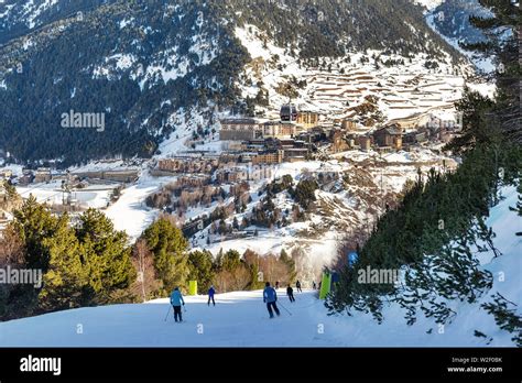 Slope Andorra Hi Res Stock Photography And Images Alamy