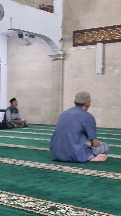 Yuk Ngaji Kembi Kitab Riyadhus Shalihin Ustadz Dr Ali Saman Hasan Lc