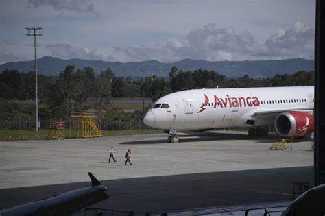 Avianca Y Viva ¿por Qué La Aerocivil No Permitió Su Integración El