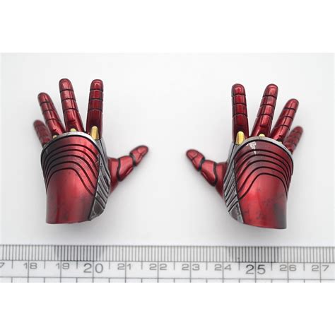 Hot Toys 1 6 Scale MMS543D33 Iron Man Mark LXXXV Battle Damaged Hands Loose Part Shopee Malaysia