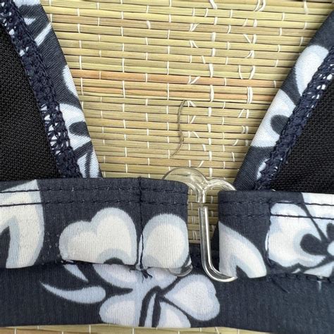 Vintage Early 2000s Morocco Hibiscus Bikini Set Depop