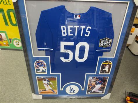 Mookie Betts Autographed Memorabilia Signed Photo Jersey