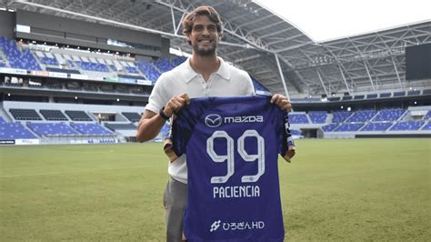 Sanfrecce Hiroshima De Gon Alo Paci Ncia L Der Isolado Na Champions