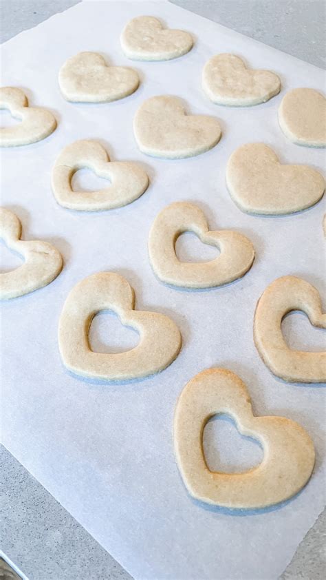 Heart-Shaped Raspberry Shortbread Cookies | The Gibby Home