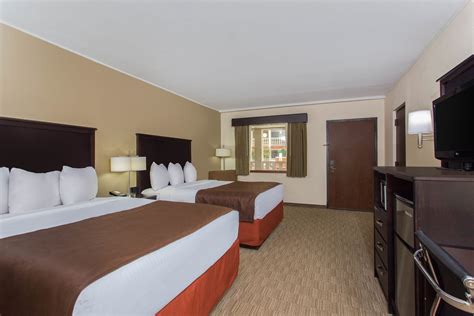 AmericInn by Wyndham Janesville | Janesville, WI Hotels