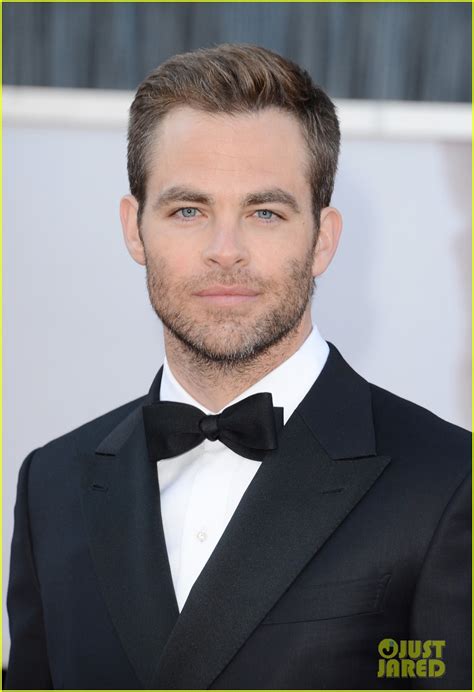 Chris Pine Oscars 2013 Red Carpet Photo 2819401 Chris Pine Photos