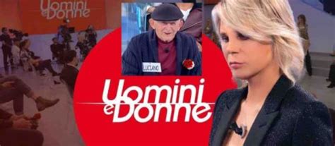 Uomini E Donne Il Cavaliere Luciano Avrebbe Problemi Di Salute Dubbi