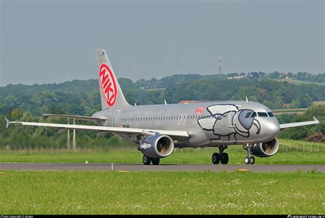 Oe Lex Niki Airbus A Photo By J Rgen Id Planespotters Net