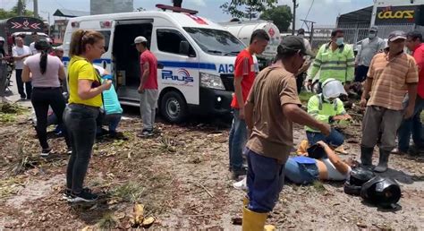 Pareja Estuvo Cerca De Ser Aplastada Por Un Rbol En Mirolindo El