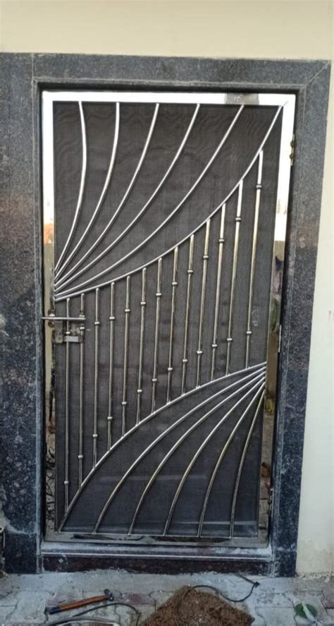 Modern Mm Stainless Steel Single Door Gate For Home At Rs Kg In