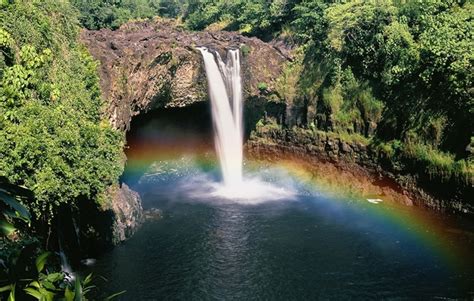 Rainbow Falls Hawaii - Photorator