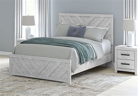 Cayboni Whitewash Queen Panel Bed | Cincinnati Overstock Warehouse