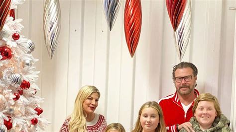 Tori Spelling And Dean McDermott Celebrate 14 Year Wedding Anniversary