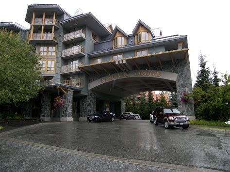 Whistler Cascade Lodge Has Grill And Air Conditioning Updated