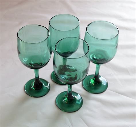 Set Of Vintage Emerald Green Wine Glasses Green By Slydashop